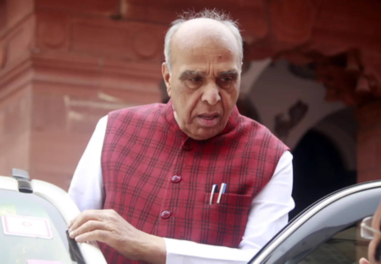 New Delhi: MPs At The Parliament House During the Budget Session