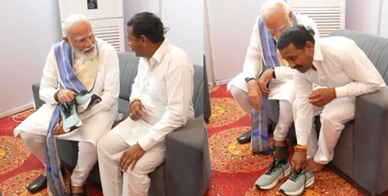 कैथल के 'राम' का 'वनवास' पूरा, पीएम मोदी ने पहनाया जूता तो भावुक आंखों से कहा 'धन्यवाद'
