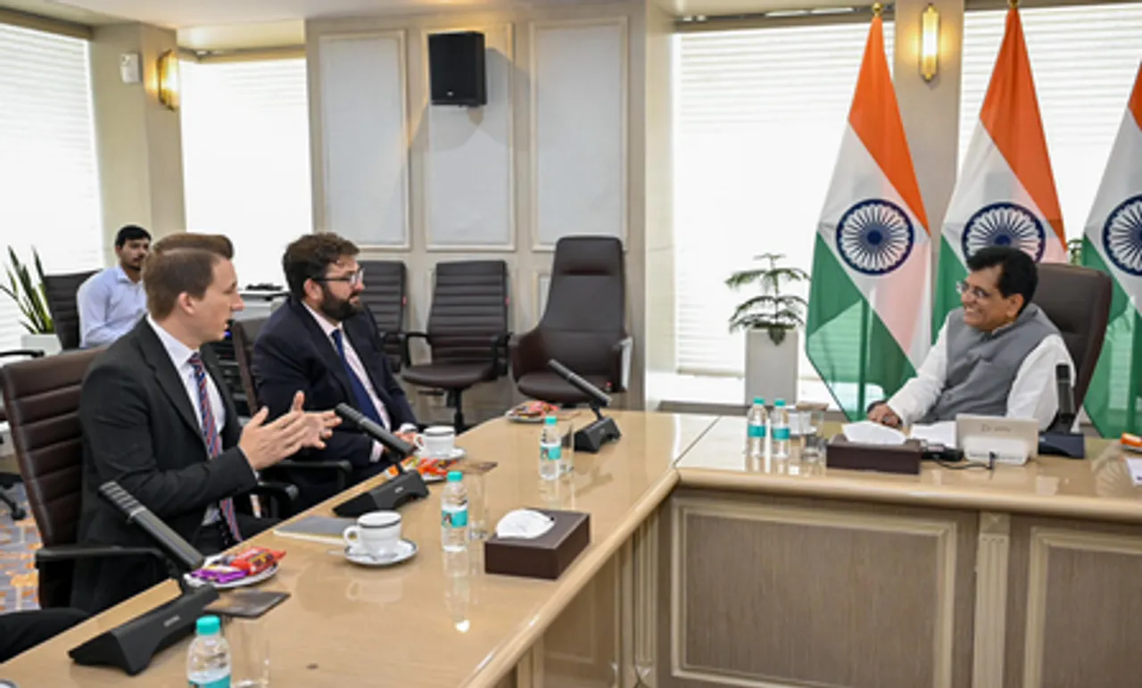 New Delhi:  Piyush Goyal meets Starlink team