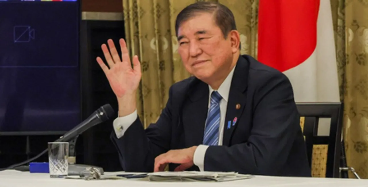 Not appropriate to discuss security & trade together with US: Japanese PM