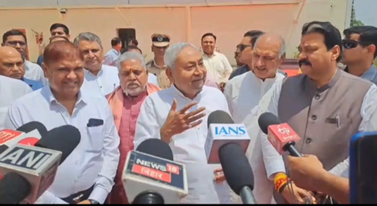 सीएम नीतीश कुमार पहुंचे बोधगया, राज्य अतिथि गृह का किया उद्घाटन