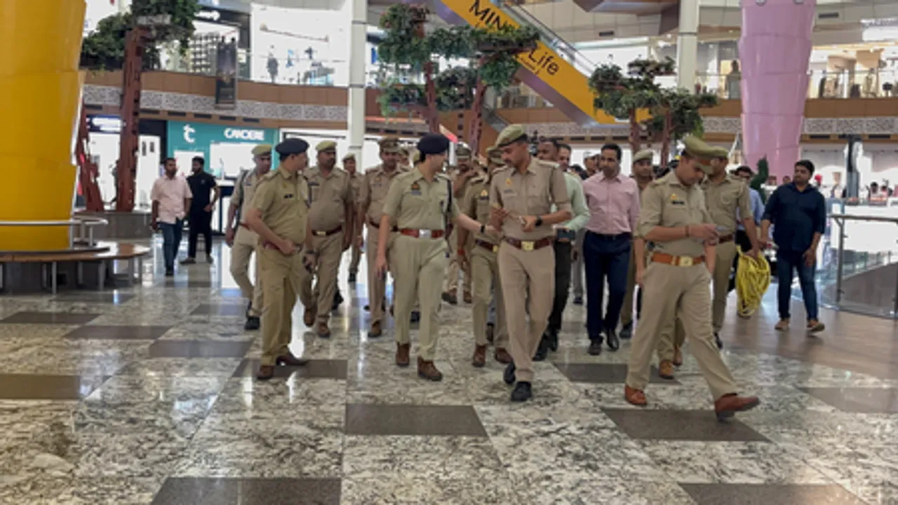 नोएडा में मॉक ड्रिल : मॉल, एयरपोर्ट और मेट्रो स्टेशन पर हाई अलर्ट, सुरक्षा तैयारियों की हुई जांच