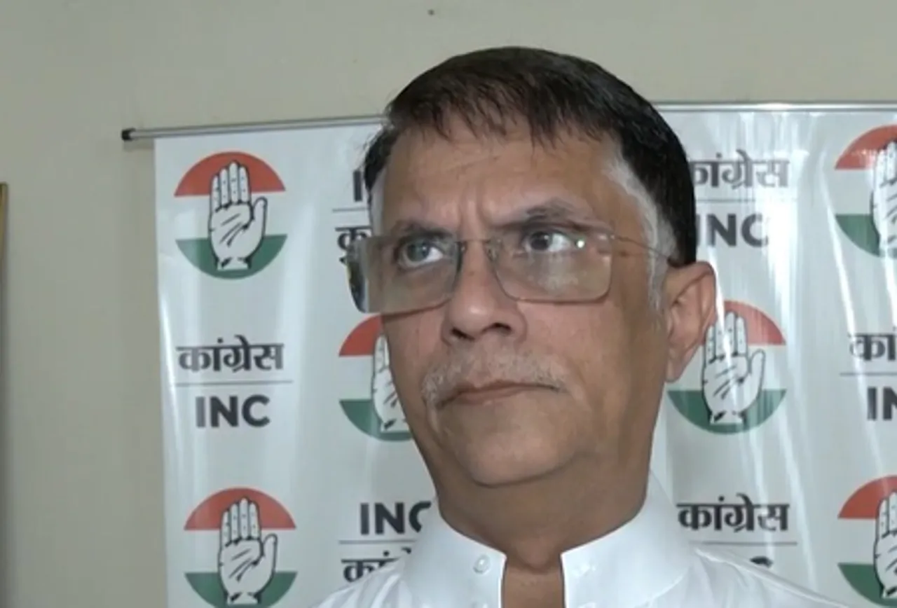 आतंकवादियों को पनाह देने वाले पाकिस्तान को आईएमएफ से फंड नहीं मिलना चाहिए: पवन खेड़ा