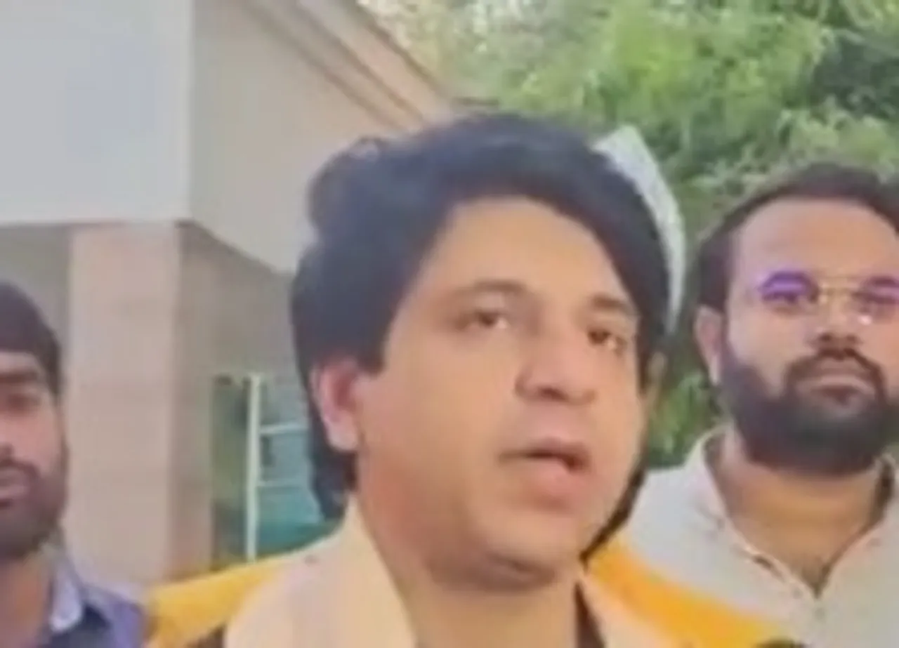 देशभर के दरगाहों के शीर्ष मौलवियों का प्रतिनिधिमंडल रक्षा मंत्री से मिलकर ऑपरेशन सिंदूर के लिए जताया पीएम का आभार