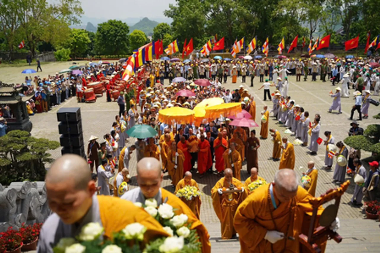 Devotees pay homage to sacred relics of Lord Buddha at Vietnam's Bai Dinh Pagoda