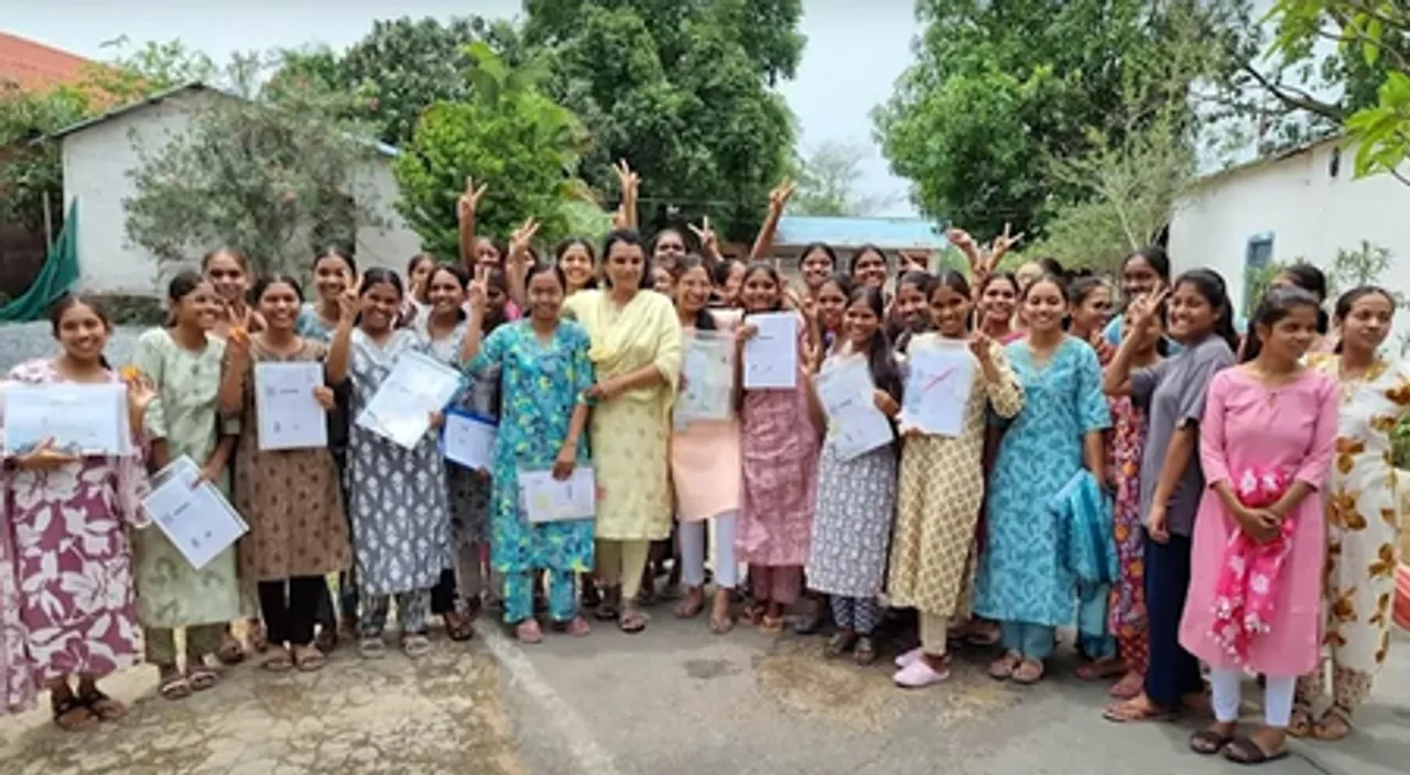 माओवाद प्रभावित क्षेत्रों में विकास का बदलाव आज हमें गर्व से भर रहा है : पीएम मोदी