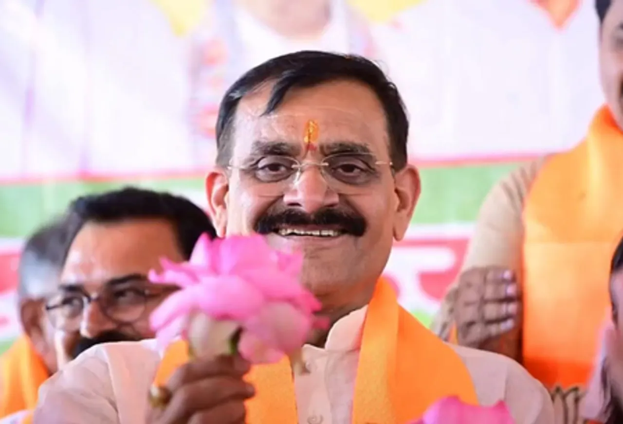 मल्लिकार्जुन खड़गे के पोस्ट पर वीडी शर्मा का पलटवार, ‘वे ट्विटर करते हैं हम काम में विश्वास रखते हैं’