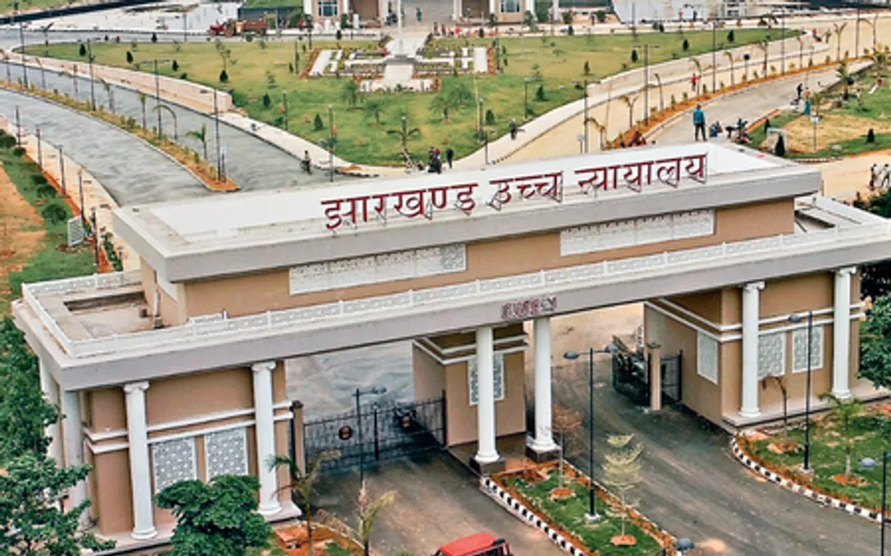पुलिस हिरासत में नाबालिग की पिटाई का आरोप, झारखंड हाईकोर्ट ने लिया संज्ञान, राज्य सरकार से मांगा जवाब