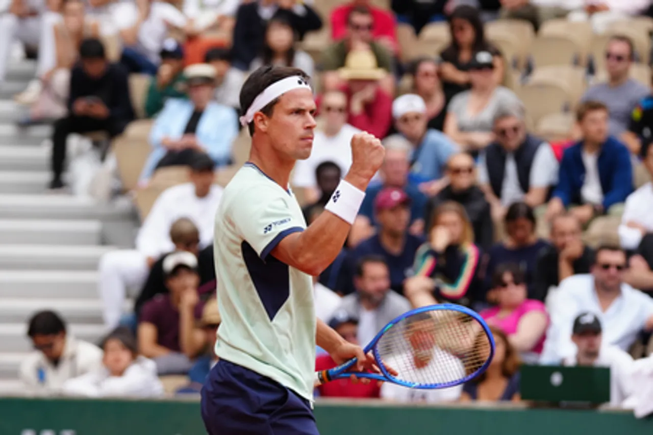 French Open: Daniel Altmaier stuns Taylor Fritz in first-round upset