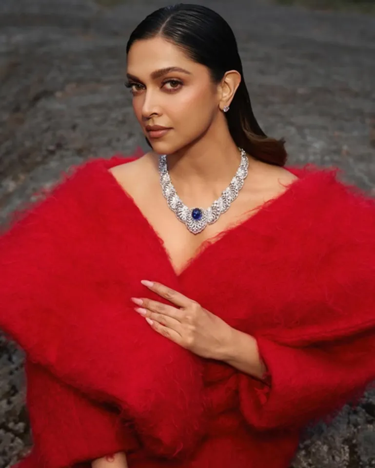 'स्पिरिट' विवाद के बीच दीपिका का बयान , 'मैं अंतरात्मा की आवाज सुनती हूं' (deepika padukone/instagram)