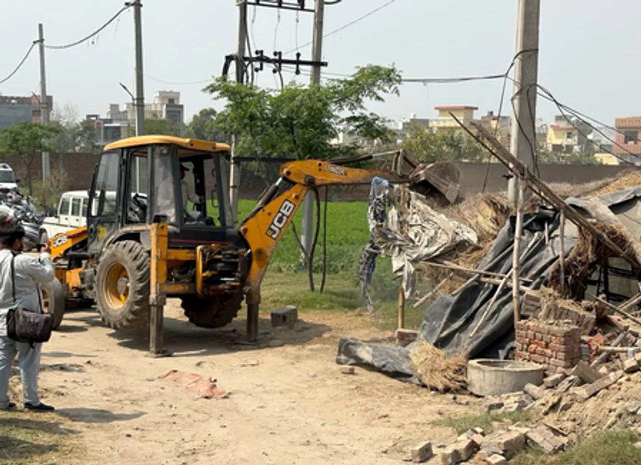मध्य प्रदेश के नीमच में अतिक्रमण के खिलाफ कार्रवाई, 8 करोड़ की जमीन कराई गई खाली
