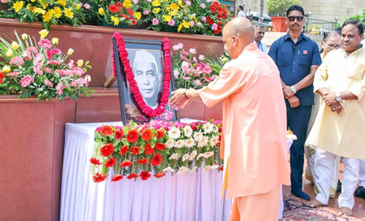 Lucknow : CM Yogi pays tribute to Chaudhary Charan Singh
