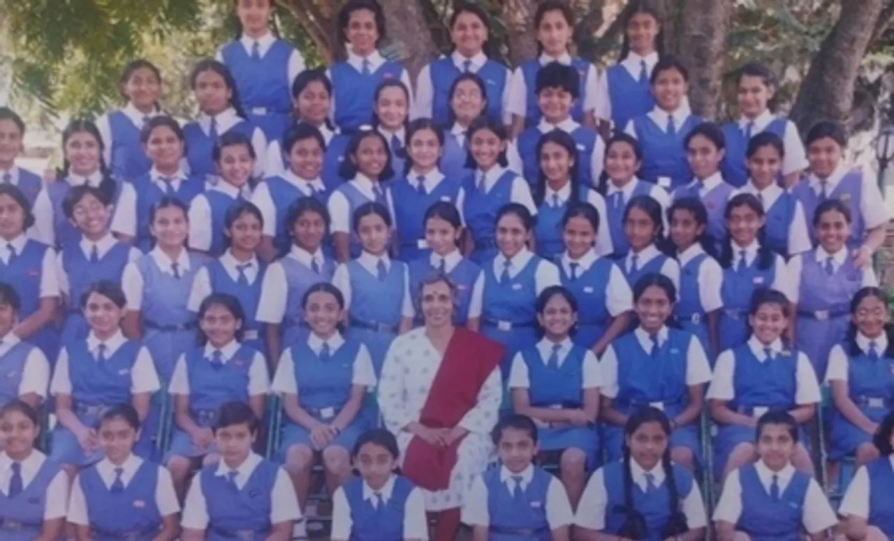 कृति खरबंदा की स्कूल लाइफ की झलक, तस्वीरों में दिखा बचपन का मासूम अंदाज (instagram@kriti.kharbanda)