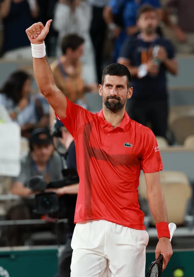 Djokovic enters fourth round with 99th match-win at Roland Garros