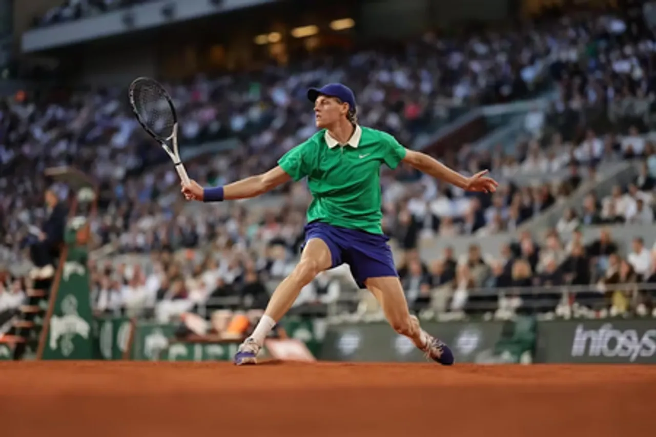 Sinner sprints into Roland Garros quarterfinals with won over Rublev
