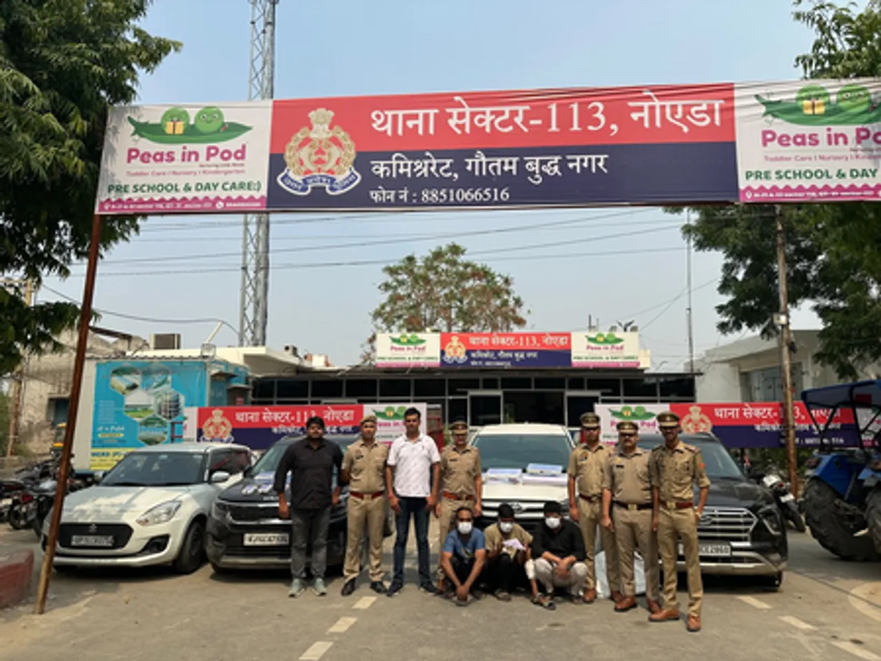 नोएडा में लग्जरी कार चोर गिरोह का भंडाफोड़, तीन गिरफ्तार; करोड़ों की गाड़ियां बरामद