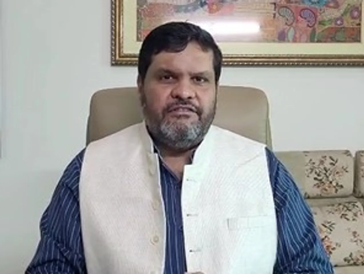 क्या राहुल गांधी और प्रियंका गांधी 'मैच फिक्स'कर जीते थे चुनाव : गौरव वल्लभ