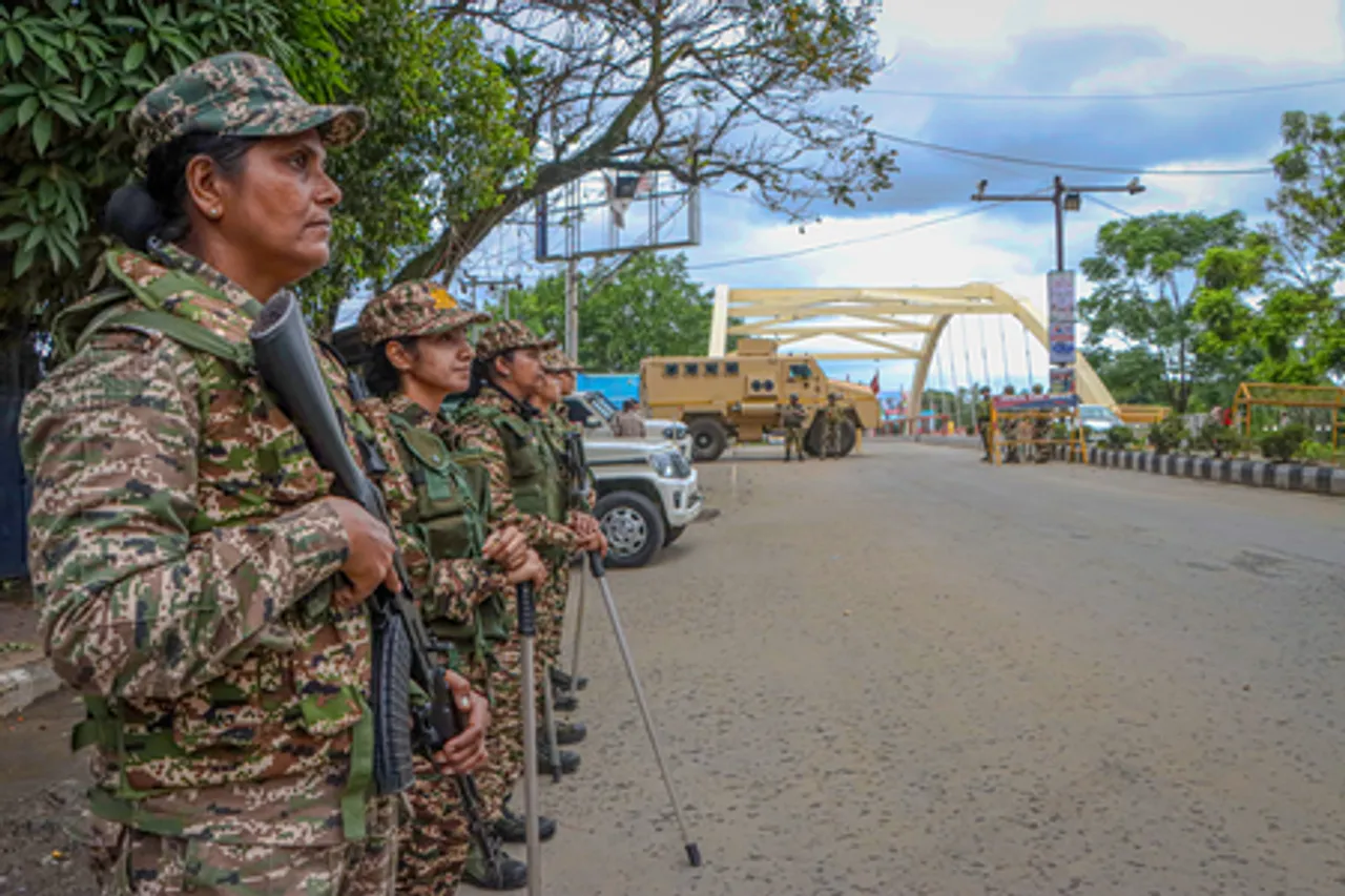 Manipur govt suspends Net services in five districts after tension erupts (File Photo)