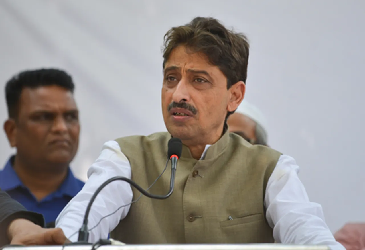 सरकार अर्थव्यवस्था बढ़ने को बता रही लेकिन रोजगार की बात नहीं कर रही: इमरान मसूद