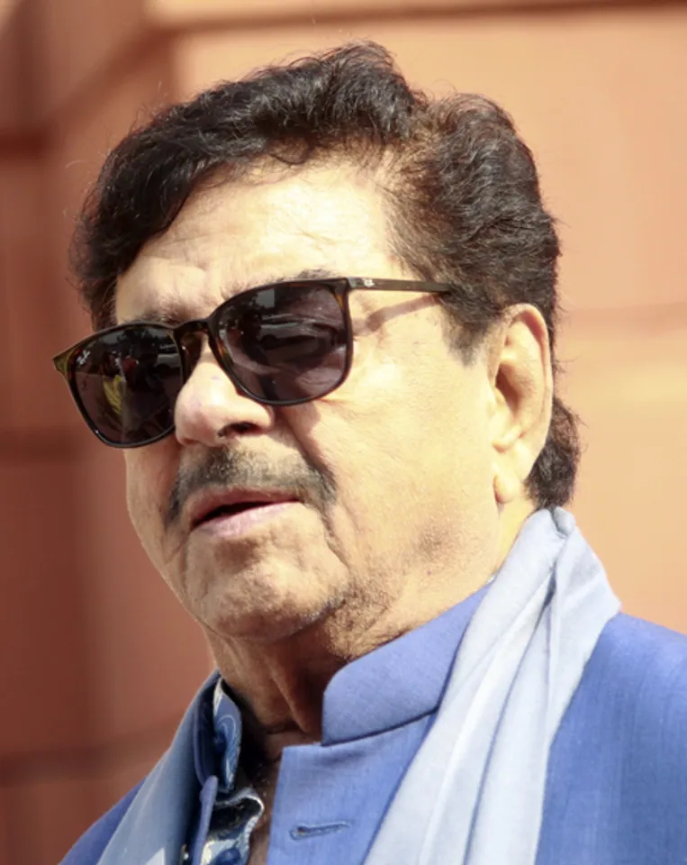 Shatrughna sinha, Air india Plain crash