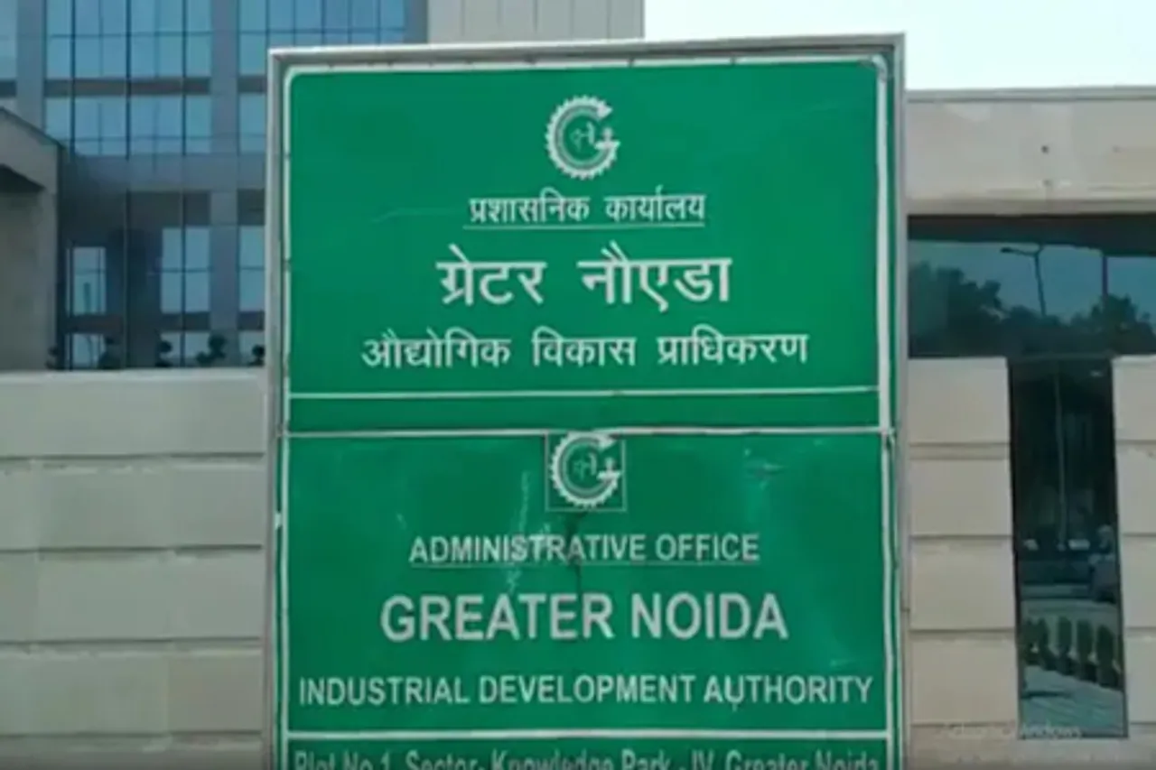 ग्रेटर नोएडा में अवैध कब्जों पर बुलडोजर एक्शन की तैयारी, जून-जुलाई में 20 से अधिक कॉलोनियों पर तय कार्रवाई