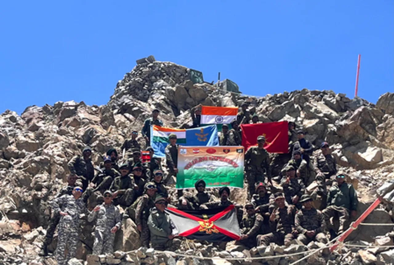 कारगिल के शूरवीरों की याद में तोलोलिंग की चोटी तक सैन्य अभियान