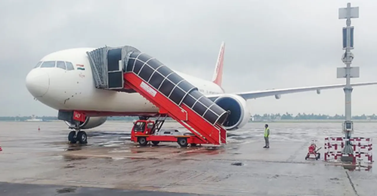 Kolkata: Air India Flight Halted for Technical Inspection, Passengers Deplaned Safely