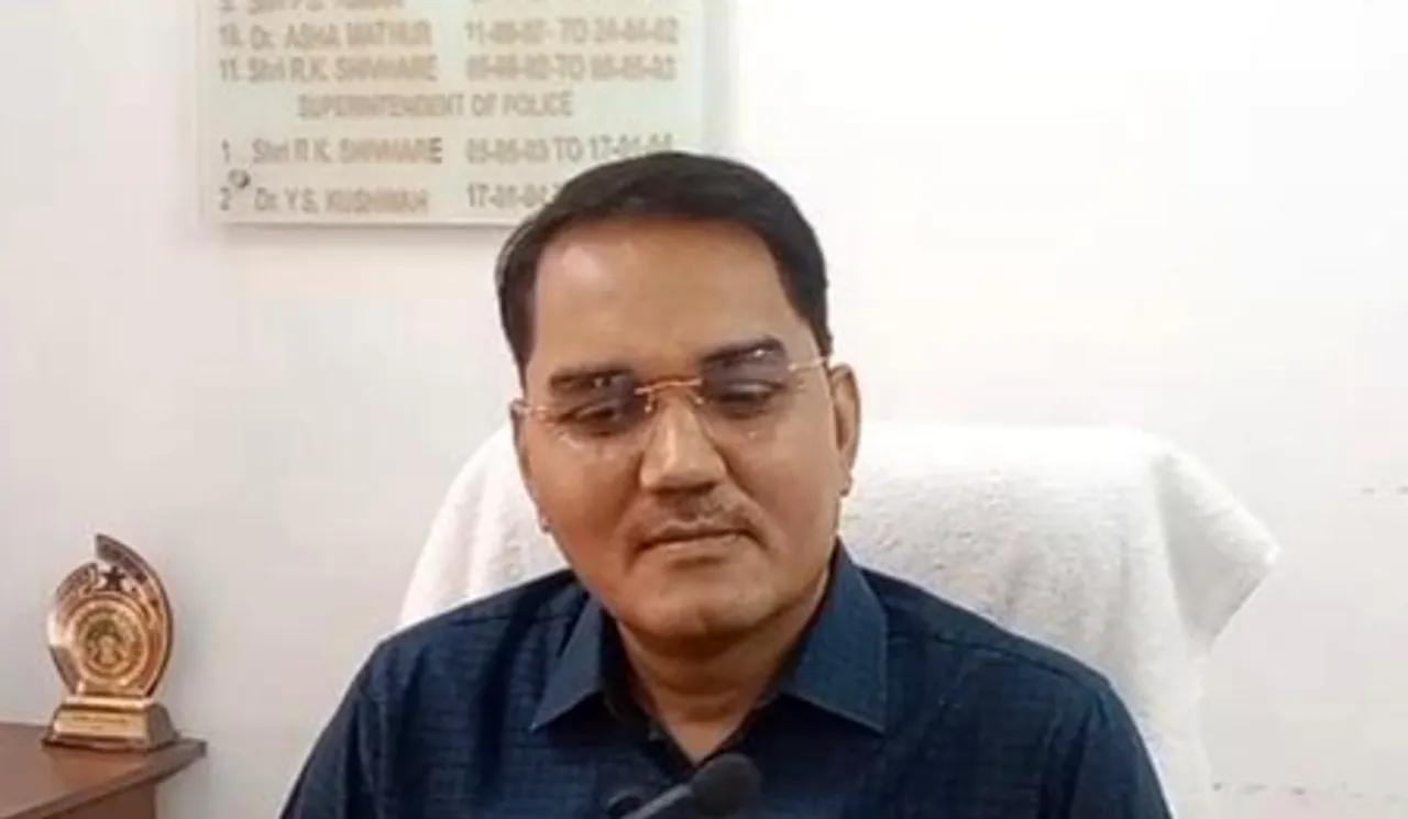 इंदौर में उद्यान अधिकारी के घर-ऑफिस पर ईओडब्ल्यू का छापा, 2 करोड़ की संपत्ति का खुलासा