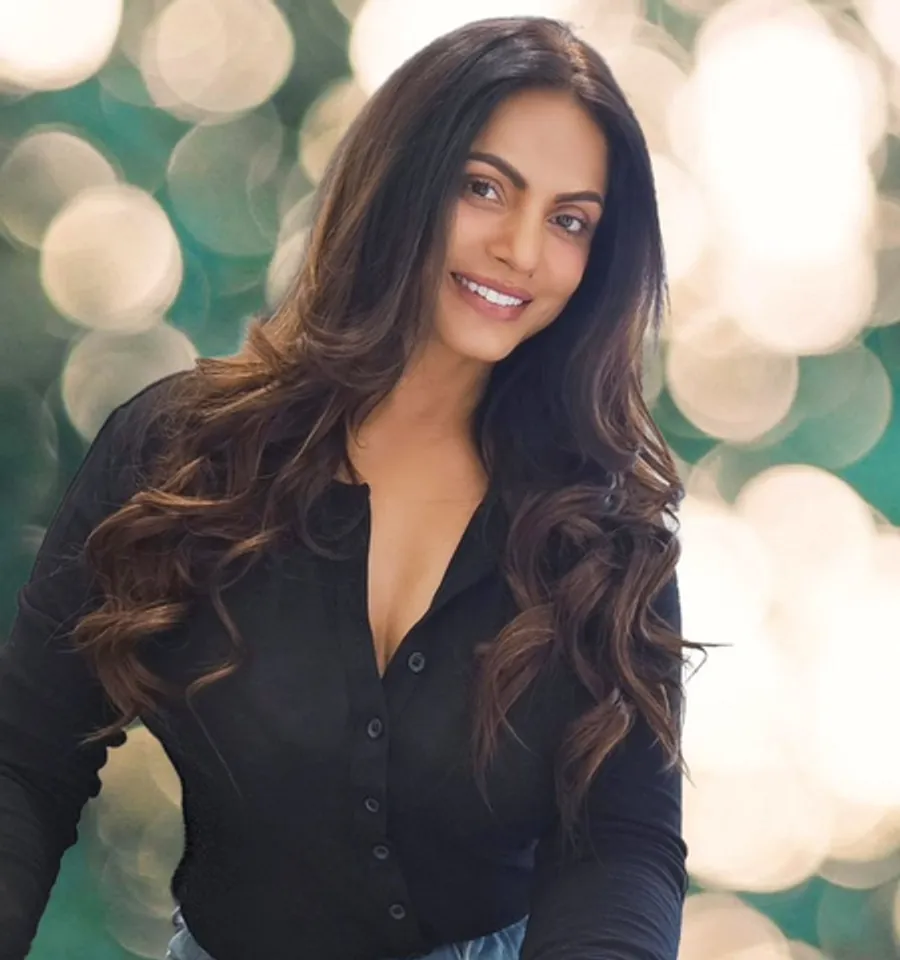 neetu chandra, neetu chandra birthday