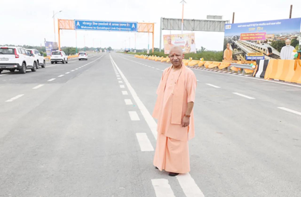 Azamgarh: Yogi Adityanath Inaugurates Gorakhpur Link Expressway