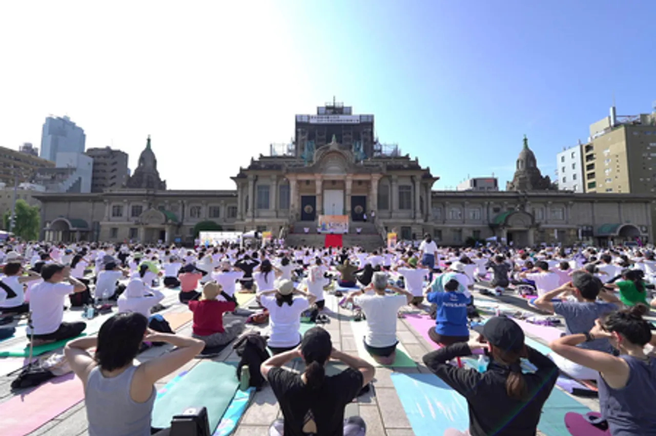 Thousands celebrate 11th International Yoga Day across Japan