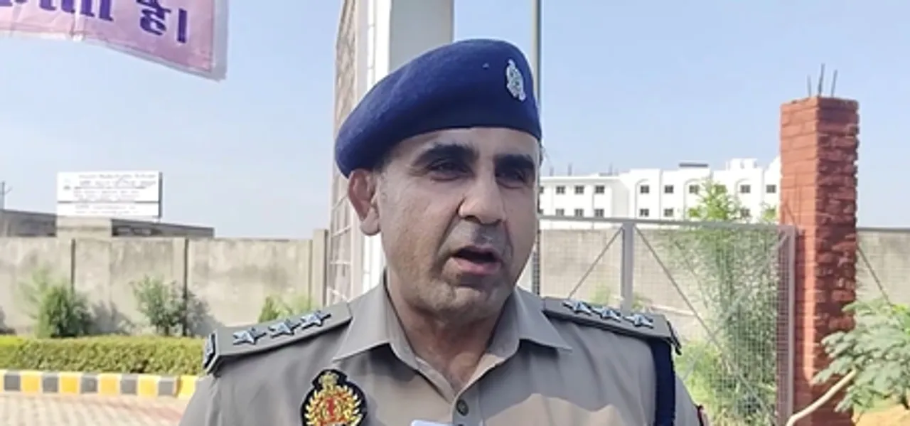 अंतरराष्ट्रीय योग दिवस: चंदौसी के सीओ अनुज चौधरी ने योग को जीवनशैली बनाने का दिया संदेश