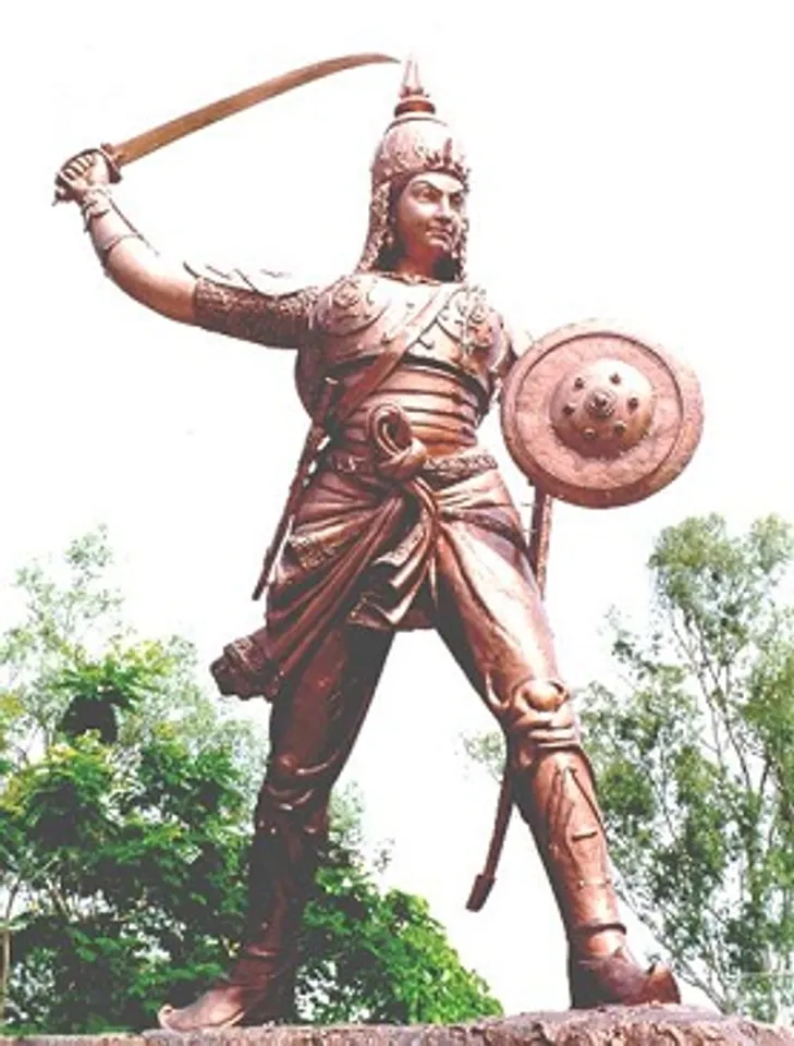 रानी दुर्गावती: जब खुद सैनिक वेश में मुगल सेना पर टूट पड़ी थीं, मातृभूमि की रक्षा में प्राण न्योछावर करने वाली वीरांगना की कहानी