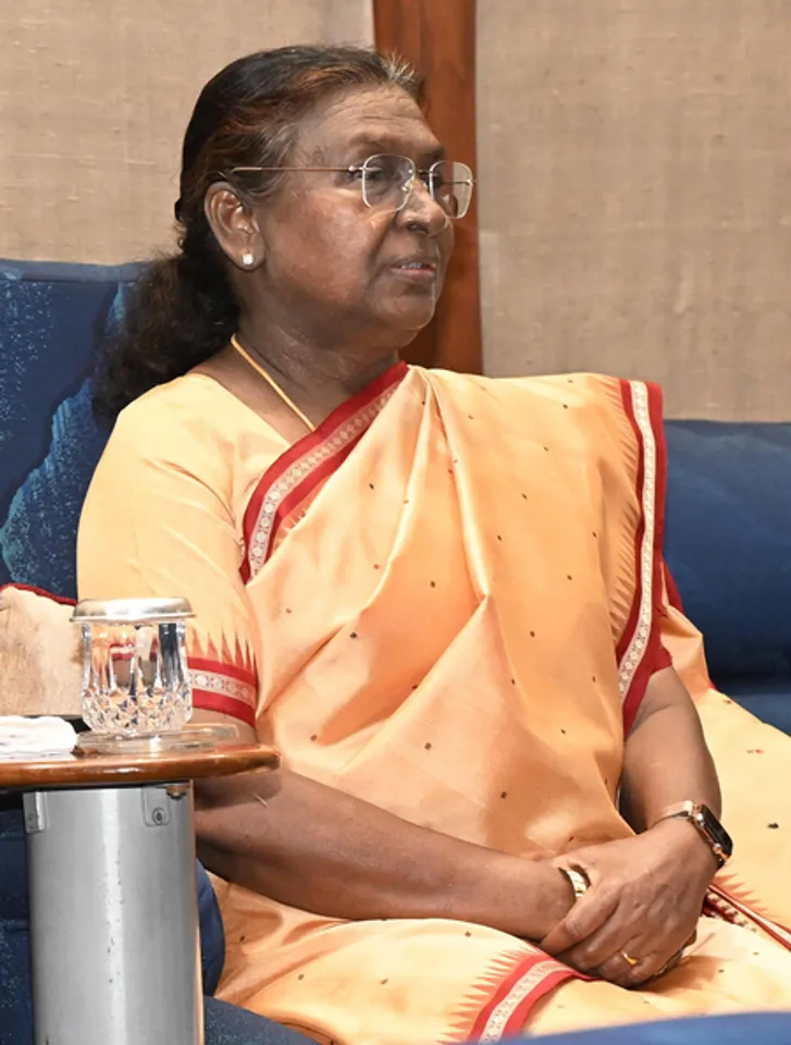 New Delhi: President Murmu Watches Sitaare Zameen Par