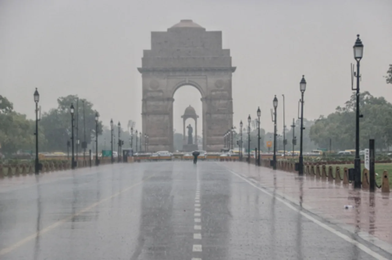 दिल्ली-एनसीआर : इस हफ्ते भी बारिश का दौर जारी रहेगा, मौसम रहेगा सुहावना, उमस से राहत नहीं