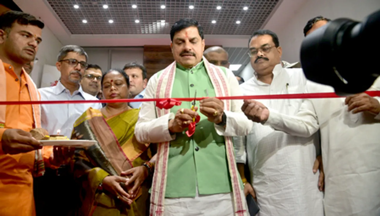 रेल यात्रियों को 11 वर्षों में मिली विश्व स्तरीय सुविधा: मुख्यमंत्री मोहन यादव