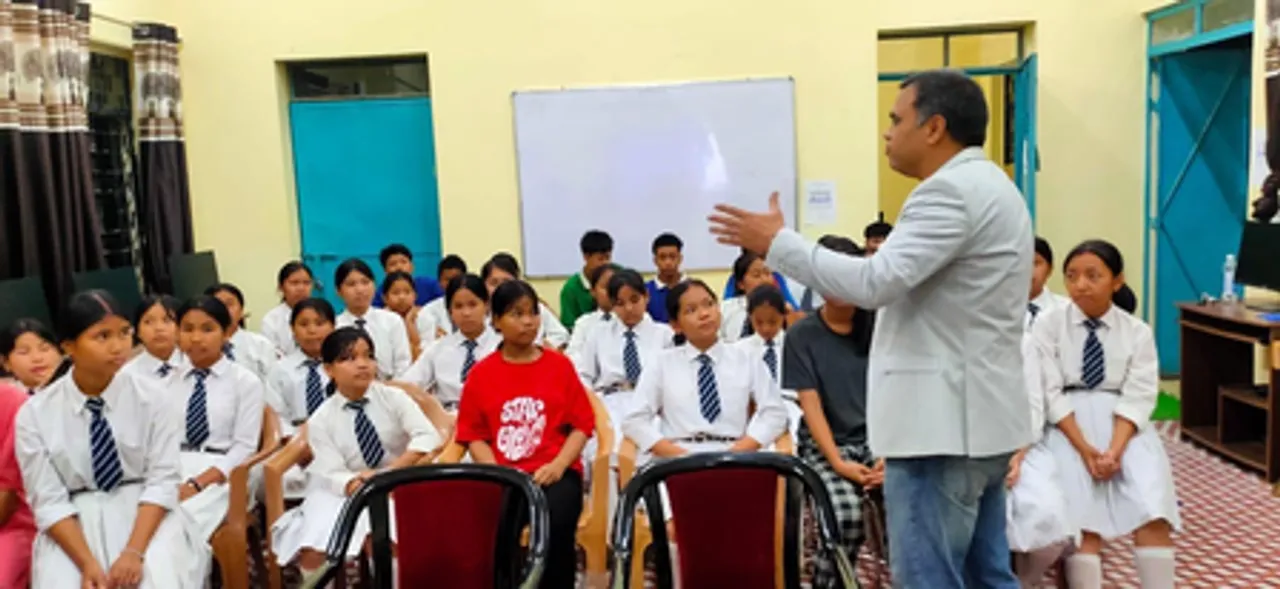 पूर्वोत्तर भारत पहुंची आईआईटी दिल्ली, छात्रों को विज्ञान के लिए किया प्रेरित