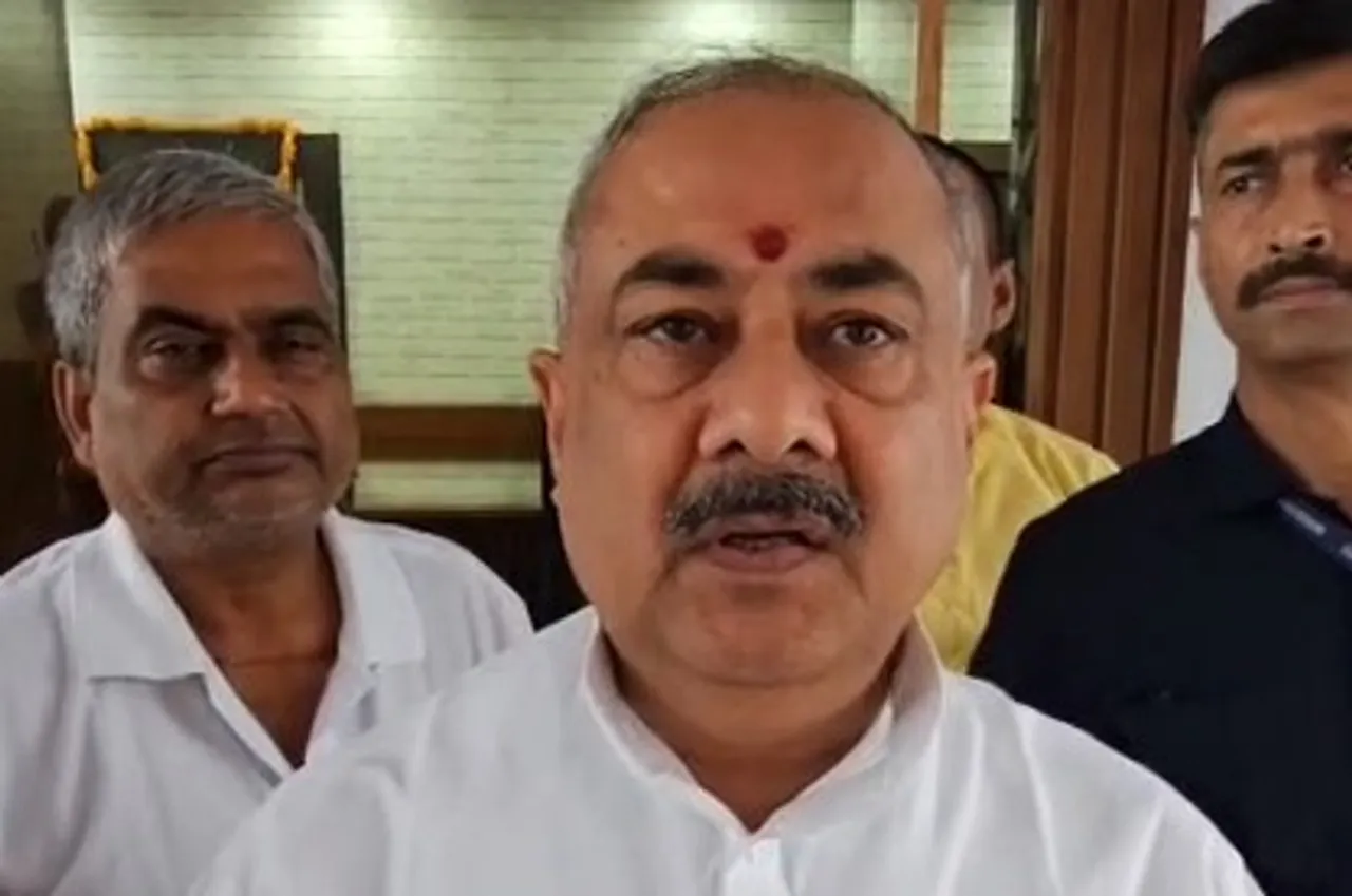 तेजस्वी यादव की सरकार कभी नहीं बनेगी, उनके बयानों का कोई मतलब नहीं: सुशील कुमार सिंह