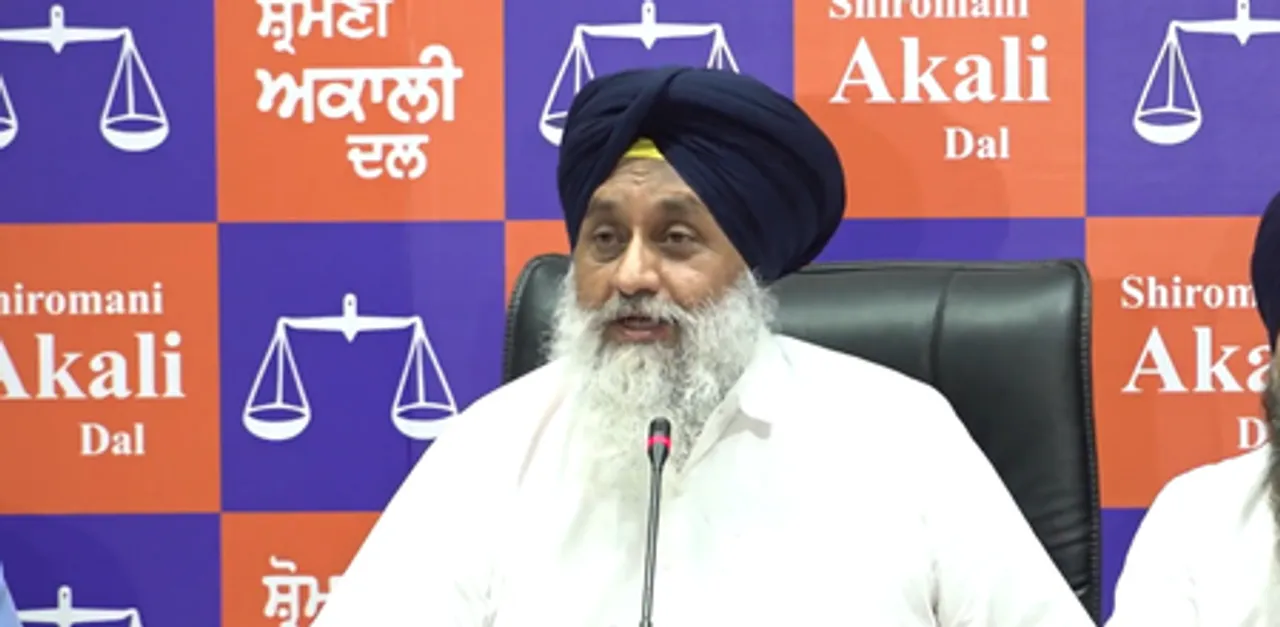 मजीठिया के समर्थन में मोहाली जा रहे कार्यकर्ता हिरासत में: सुखबीर बादल का आरोप- पंजाब में अघोषित आपातकाल