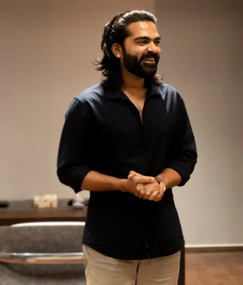 Simbu to sport dual looks in Vetrimaran's film?
