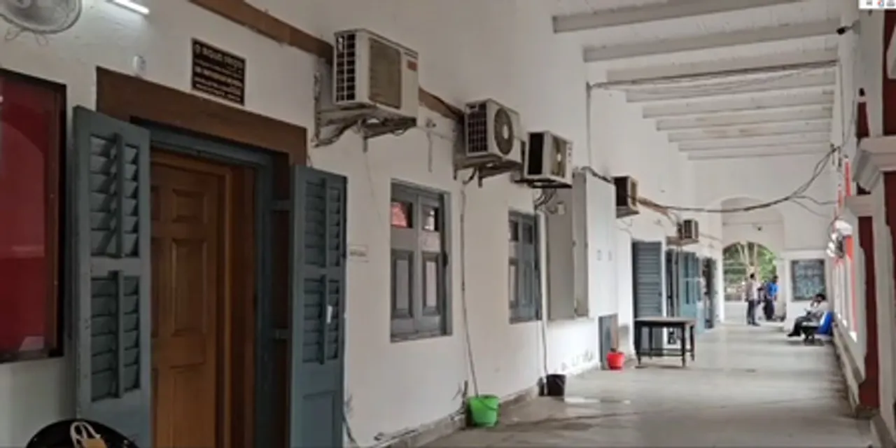 वरिष्ठ नौकरशाह पर हमले के विरोध में अंगुल जिले के ओएएस और ओआरएस अधिकारी सामूहिक अवकाश पर गए