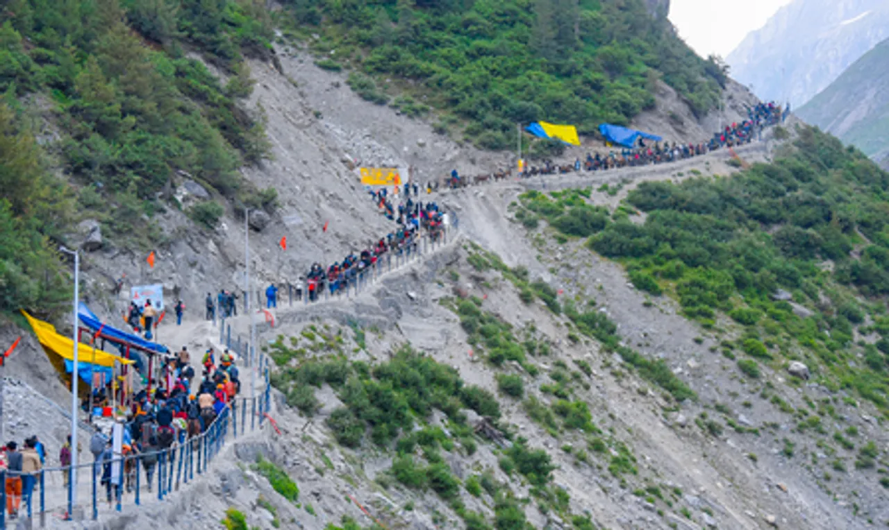 Baltal: First Batch of Amarnath Pilgrims Begins Journey via Baltal Route