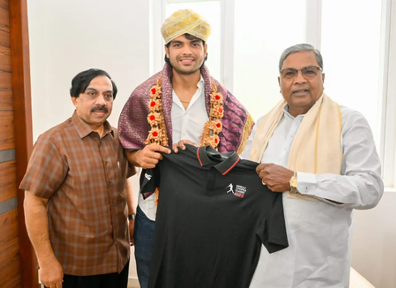 नीरज चोपड़ा से मिले कर्नाटक के सीएम सिद्धारमैया, भविष्य के लिए दी शुभकामनाएं
