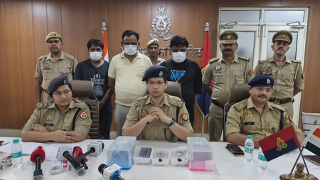 ग्रेटर नोएडा : ठगी करने वाले गिरोह का पर्दाफाश, तीन गिरफ्तार, लग्जरी गाड़ी और कैश जब्त