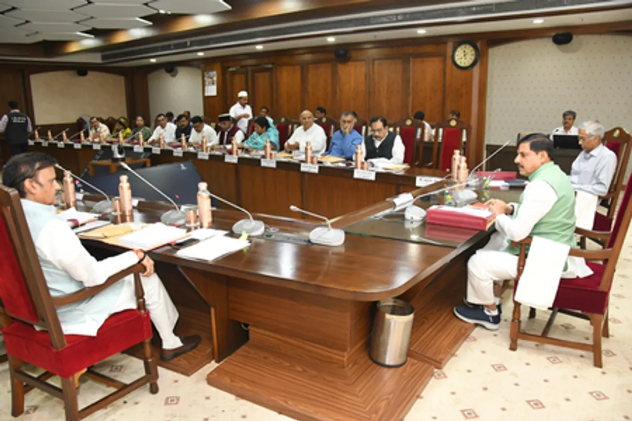 मध्य प्रदेश में किसानों की जलकर राशि पर ब्याज और दंड राशि माफ