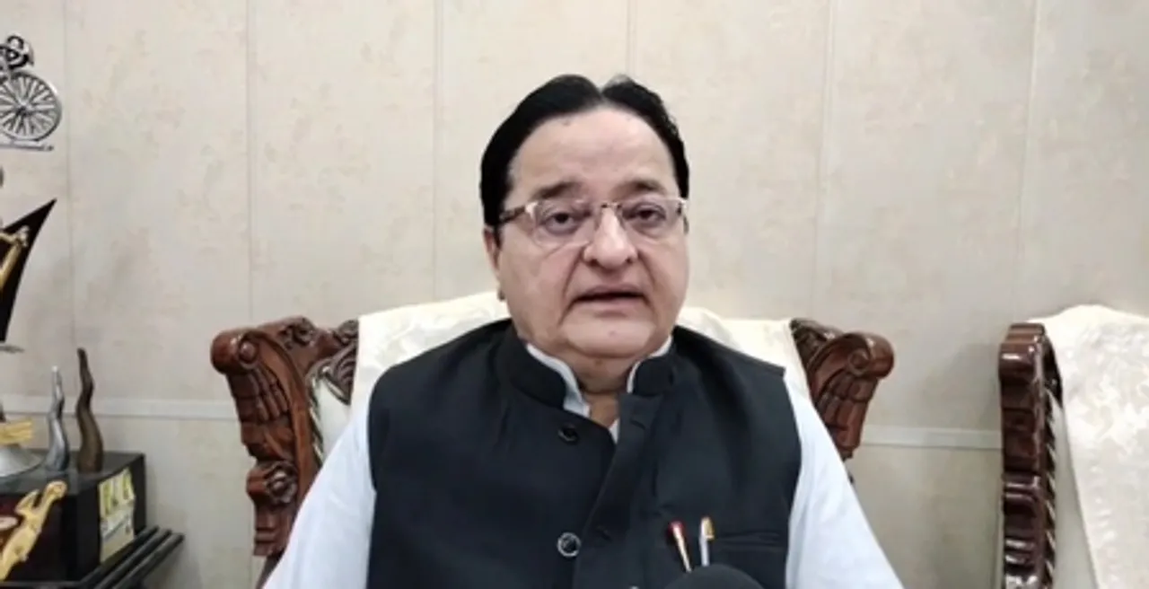 कांवड़ रूट पर मीट की दुकानें बंद और शराब बिक रही, यह दोहरा मापदंड क्यों: एसटी हसन