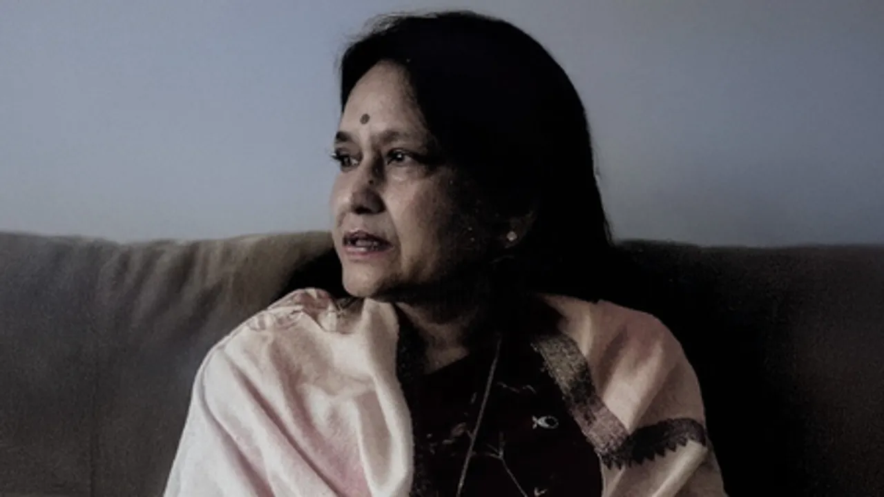 शब्दों से संवेदना गढ़ने वाली कवयित्री, हिंदी-अंग्रेजी साहित्य की सेतु निर्मात्री
