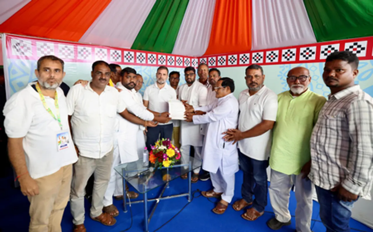 ओडिशा: राहुल गांधी ने किसान प्रतिनिधियों से की मुलाकात, उनकी समस्याओं पर की चर्चा
