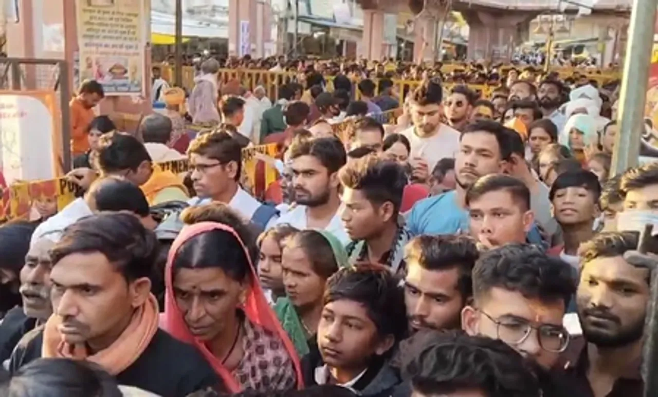 ओंकारेश्वर में श्रावण के पहले सोमवार को भक्तों का लगा तांता, 'जय ओंकार' के नारों से गूंजा धाम