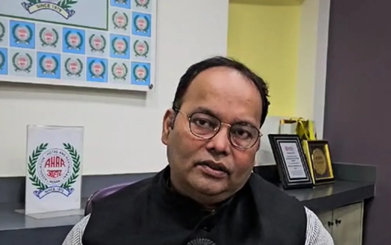 महाराष्ट्र : टैक्स बढ़ोतरी पर सरकार के खिलाफ होटल और रेस्टोरेंट उद्योग का प्रदेशव्यापी प्रदर्शन